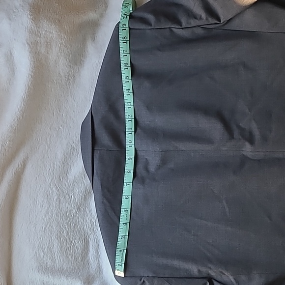 Men's Calvin Klein Suit Coat - Picture 7 of 9